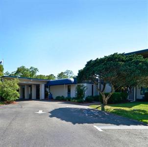 Best Western Crossroads Inn DeFuniak Springs