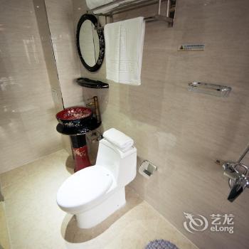 Super 8 Hotel Shenyang Gu Gong