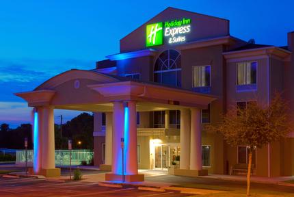 Holiday Inn Express Hotel & Suites West Brooksville