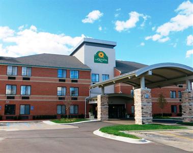 Holiday Inn Express Romulus / Detroit Airport