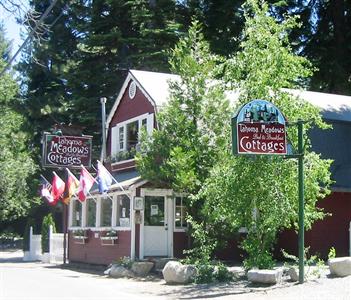 Tahoma Meadows B&B Cottages