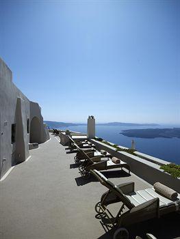 Iconic Santorini a boutique cave hotel