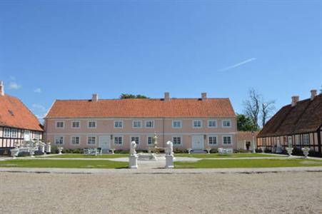 Skrobelev Gods Manor House