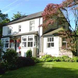 Lyndhurst Country House