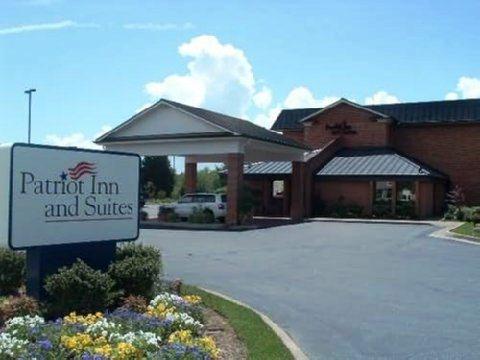 Patriot Inn & Suites