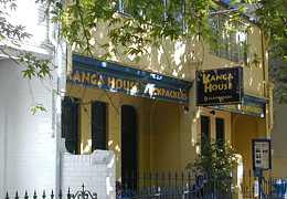 Kanga House Backpackers