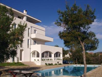 Say Aparthotel