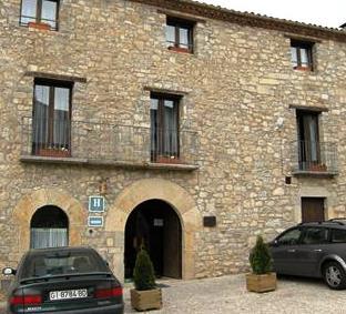 Hostal de la Rovira Montagut i Oix
