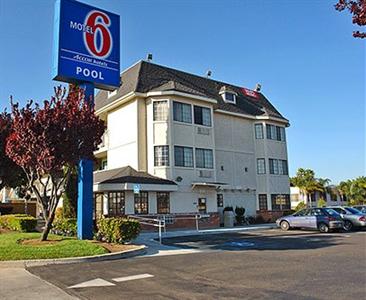 Motel 6 Escondido