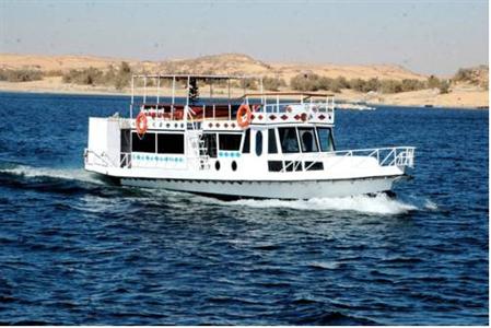 Safari Boat Nubian 1