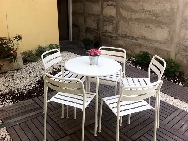 Alfama - 2 Bedrooms w/ Garden - Free Wifi