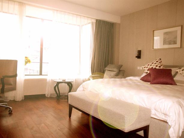 Estay Suites Shanghai Jingan