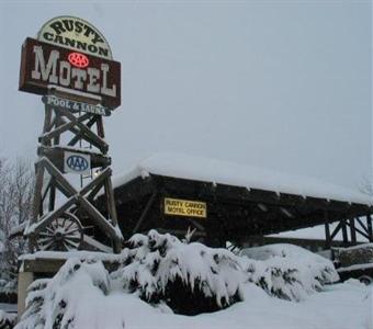 Rusty Cannon Motel