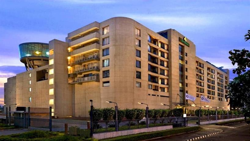 Savoy Suites Manesar