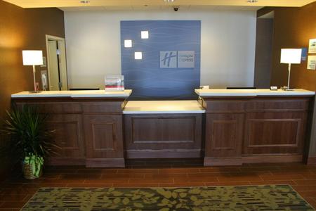 Holiday Inn Express & Suites Willmar