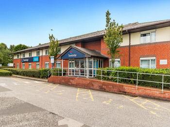 Travelodge Manchester Birch W