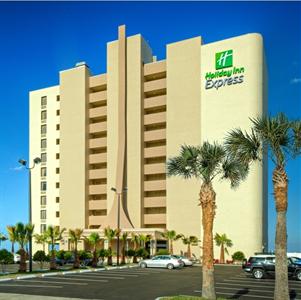 Holiday Inn Express and Suites Oceanfront