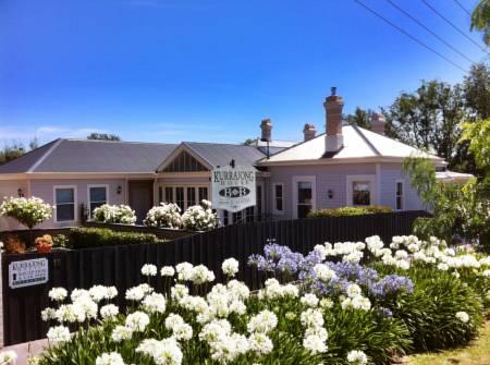 Kurrajong House Bed & Breakfast