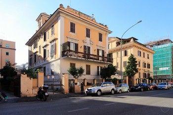 Modern Apartments - St John Area