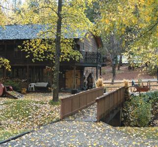 Greenhorn Creek Guest Ranch