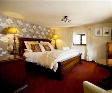 Roundabout Hotel