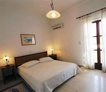 Makris Apartments Hotel Kamari