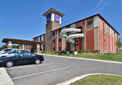 Sleep Inn & Suites and Indoor Water Park