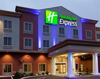 Holiday Inn Express in Plainville