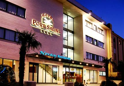 Port Salins Hotel