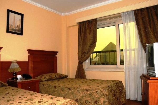 Tiba Pyramids Hotel