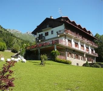 Hotel Scanapa Castione della Presolana