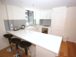 Sydney CBD Modern Self-Contained Two-Bedroom Apartment 16MKT