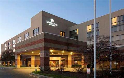 Doubletree Hotel Bradley International Airport