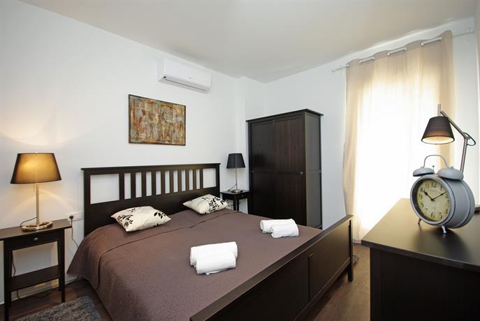 Apartments Jolara