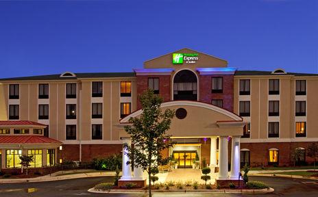 Holiday Inn Express Hotel & Suites Lavonia