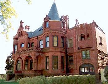 Schuster Mansion Bed & Breakfast