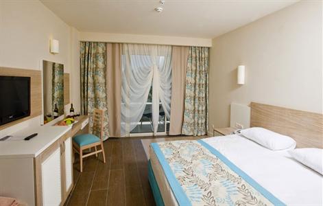 Crystal Sunrise Queen Luxury Resort & SPA