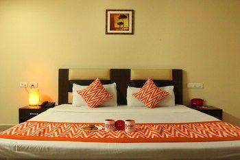 OYO Rooms Sujana Forum Mall