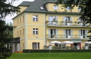 Lazensky Hotel Jirasek