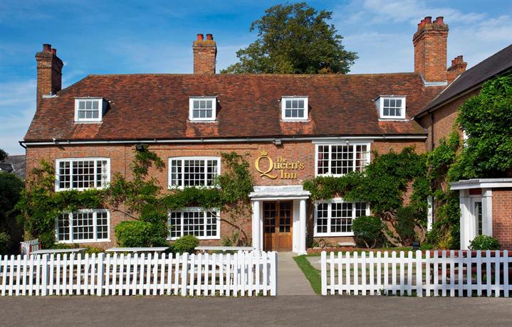 The Queen's Inn Hawkhurst