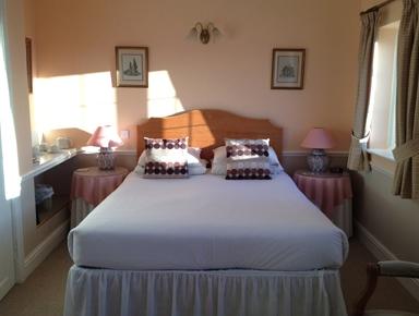 Mandalay Guest House Amesbury