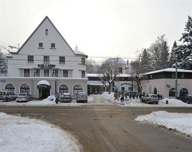 Hotel U Jezirka