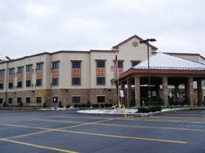 Chautauqua Suites Meeting & Expo Center