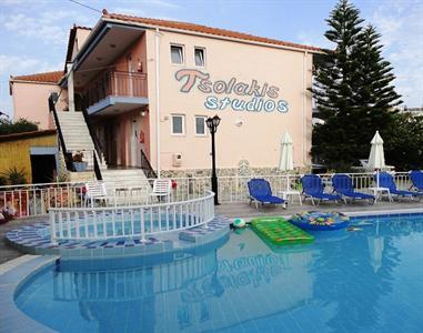 Tsolakis Studios & Apartments