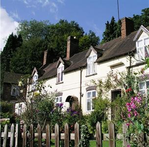 Tea Kettle Row Cottages Telford