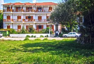 Kostas Studios Vasiliki