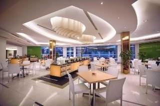 Grand Whiz Hotel Kelapa Gading