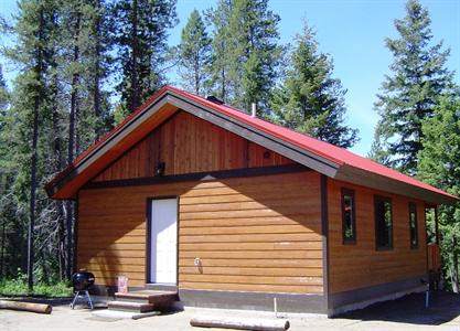 Historic Tamarack Lodge & Cabins