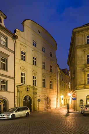 Cathedral Apartments - Old Town Square