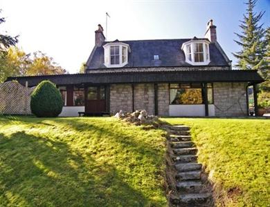 Moorfield House Hotel